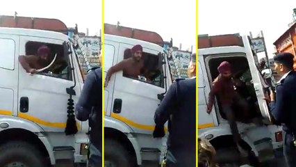 यूपी: बीच सड़क तलवार लेकर ट्रैफिक पुलिसकर्मियों से भिड़ा ट्रक ड्राइवर और उसके बाद