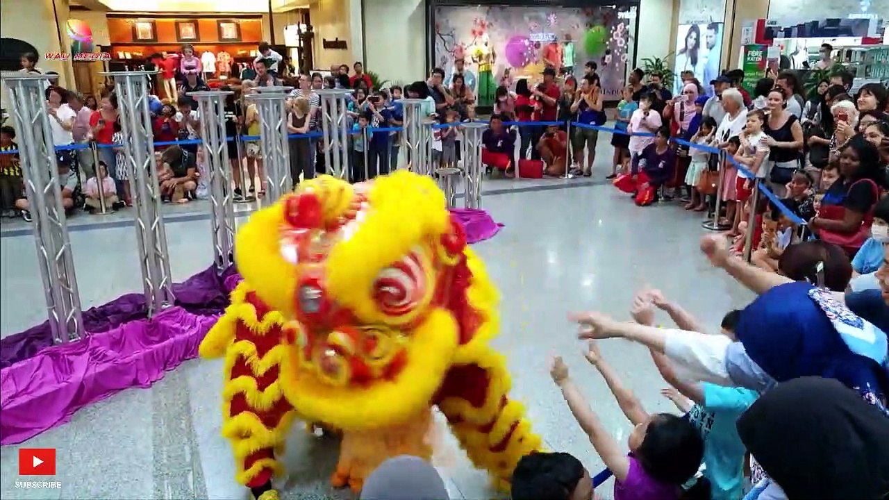 Kwong Ngai lion dance at Great Eastern Mall for Chinese New Year 2020