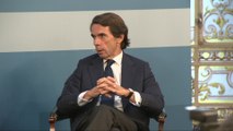 Aznar ve la dificultad de forjar 