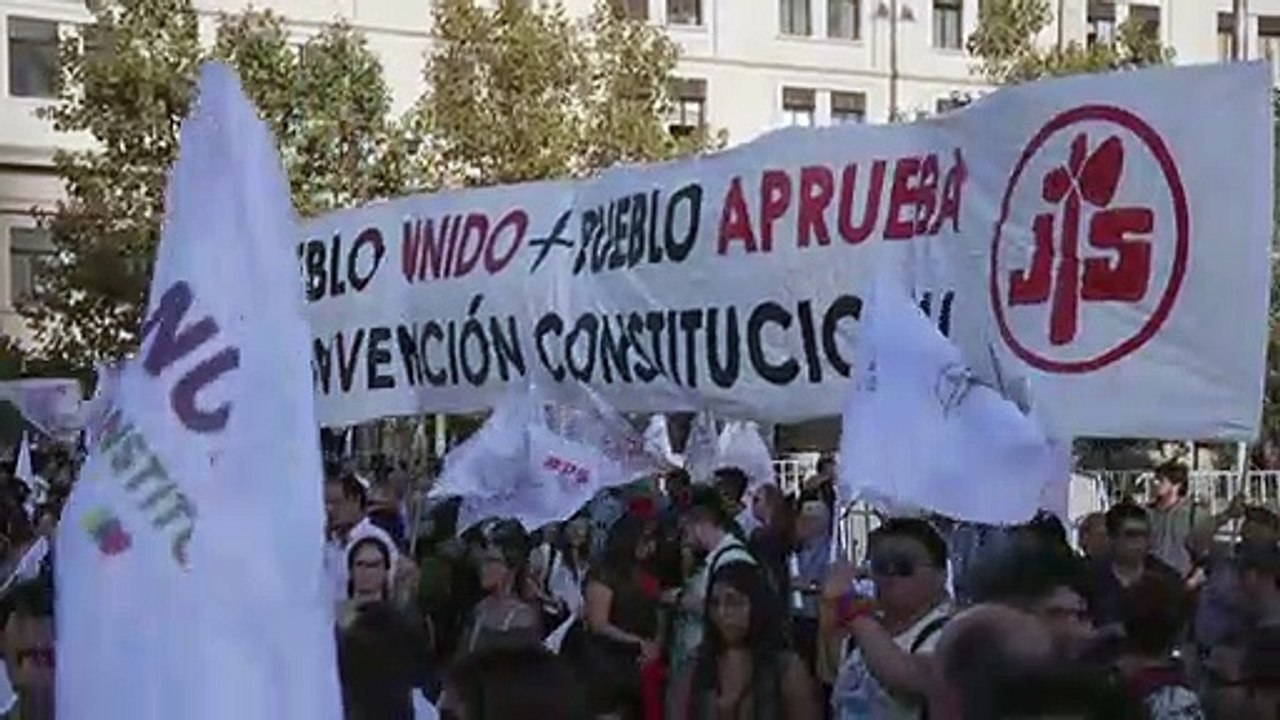 Chile larga campañas de "apruebo" y "rechazo" para plebiscito sobre Constitución