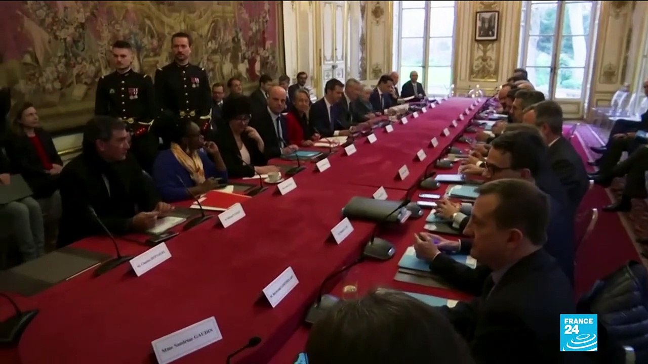 Coronavirus en France : Edouard Philippe réunit les chefs de partis à Matignon
