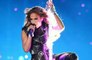 Show de Jennifer Lopez e Shakira no Super Bowl recebeu críticas de conservadores