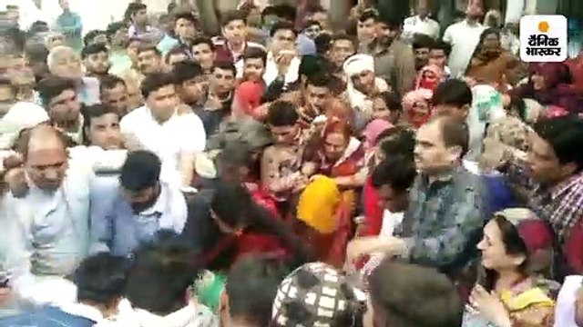 आईबी के जवान अंकित शर्मा का हुआ अंतिम संस्कार