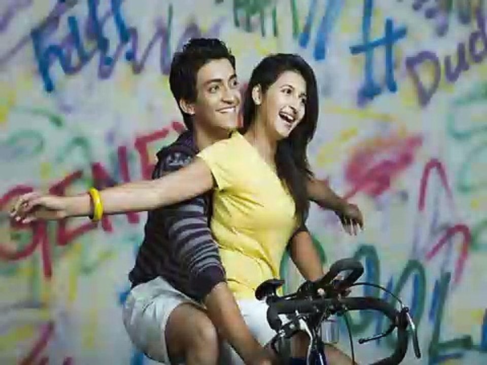 4 Tricks Ladkiya Use Karti Hai Boyfriend Ko Nachane Ke Liye.