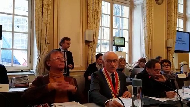 Dominique Gros préside son dernier conseil municipal de Metz