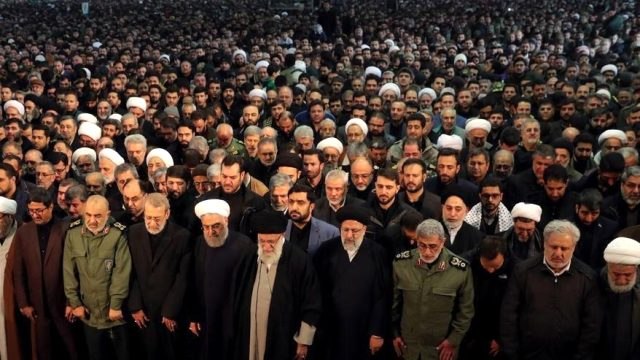 İran'ın 23 eyaletinde koronavirüs nedeniyle cuma namazı kılınmayacak