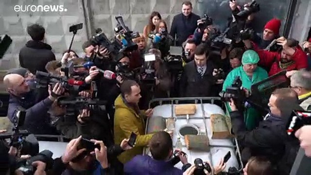 Ucraina: smaltite 37000 bottiglie di vodka adulterata