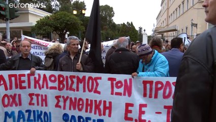 «Πέντε χρόνια υποφέραμε πολλά» - Λέσβιοι και Χιώτες διαδήλωσαν στην Αθήνα