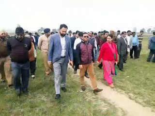 पीएसी कमांडेंट के इंतजार में लटके बैनामे