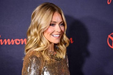Kelly Ripa Is Making up for Years of Sun Damage With This Best-Selling Sunscreen