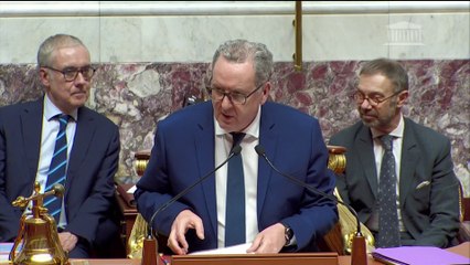 Retraites: l’Assemblée rejette la première motion de censure, déposée par la droite
