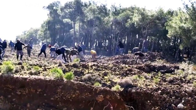Αποχωρούν τα ΜΑΤ από τα νησιά - Συσκέψεις για την επόμενη μέρα