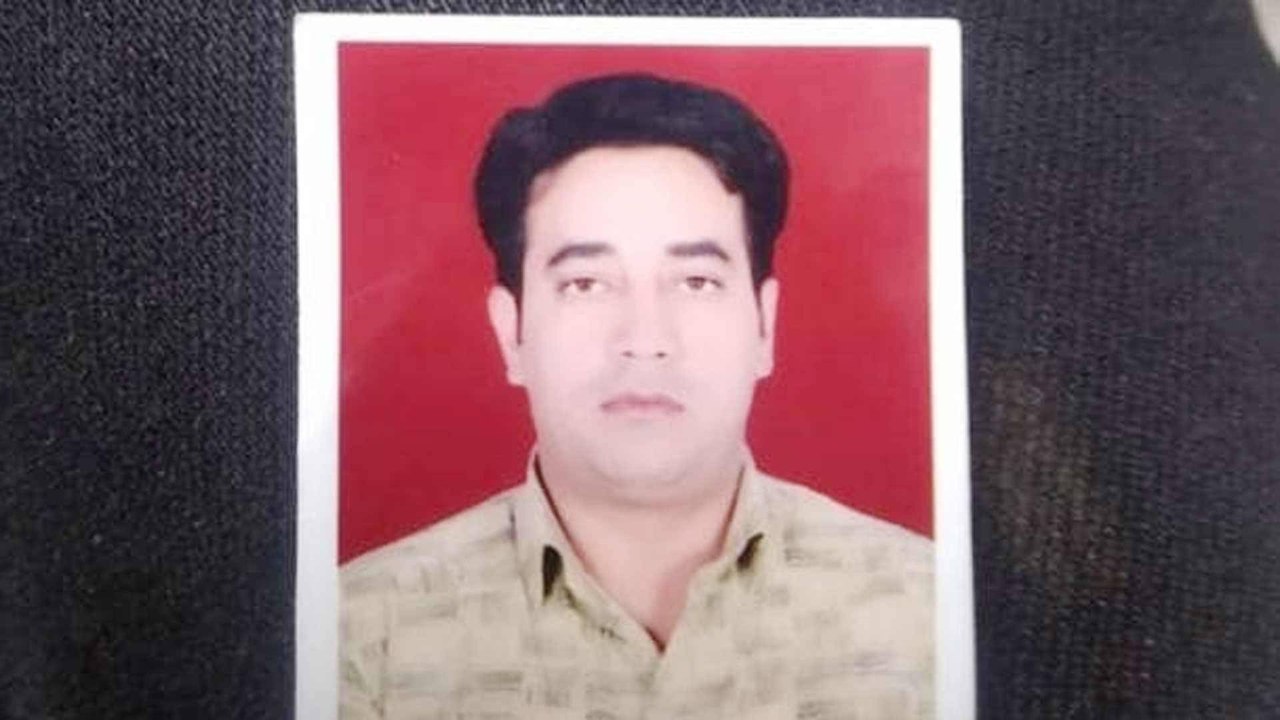 Ankit Sharma brutally stabbed to death: Post mo...