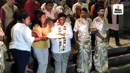 गंगा आरती में शामिल हुए मॉरीशस के राष्ट्रपति