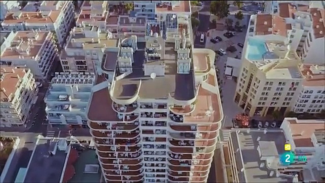Documentos TV - La Gran Ola