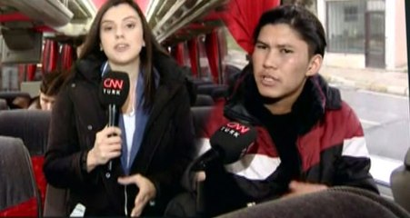 Canlı yayında Türkiye'den ayrılmak için yola çıkan göçmene mikrofon uzatıldı