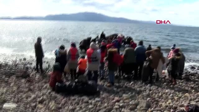 Çanakkale ayvacık'ta göçmenler botlarla yunan adalarına geçmeye çalışıyor-2