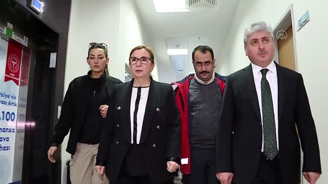 Ticaret Bakanı Ruhsar Pekcan, yaralı askerleri ziyaret etti (2)