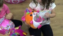 Sophia, Isabella e Alice  - Mostrando Minha Coleção de Ovo Mágico de Unicórnio - Rainbowcorn