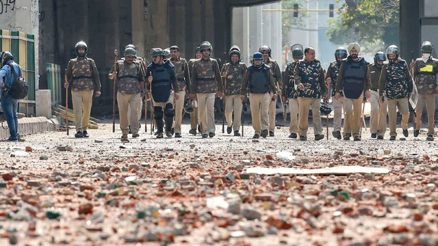 Fresh stone pelting reported in Maujpur, situation tensed