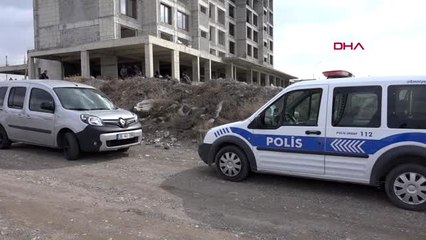 Sıhhi tesisat ustası moloz yığınları arasında ölü bulundu