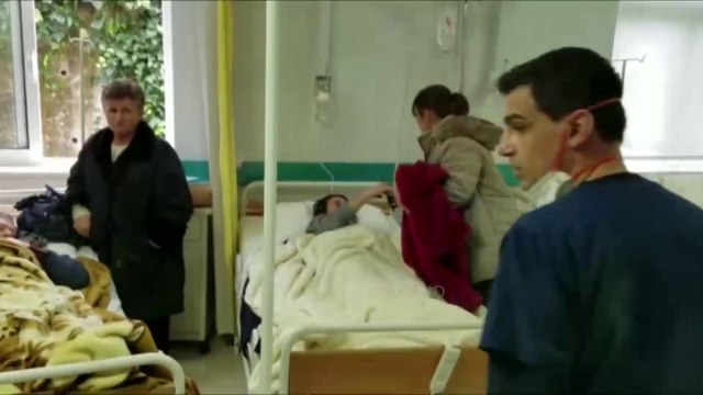 Vështirësi në frymëmarrje , 10 nxënës e mësues të shkollës Janaq Kilica në Fier, në spital