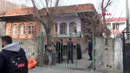 Devrilen sobadan sızan gazdan zehirlenen ev sahibi öldü