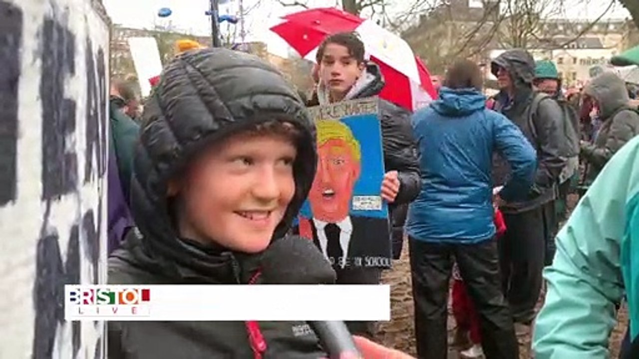 Thousands Of Climate Protestors Support Greta T...