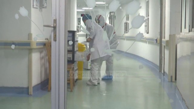 Jo vetëm pleqtë, ja moshat e tjera që rrezikojnë më shumë nga koronavirusi!