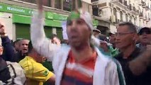 Algérie: plusieurs milliers de manifestants défilent à Alger