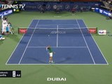 Dubaï - Djoko a eu chaud mais file en finale !