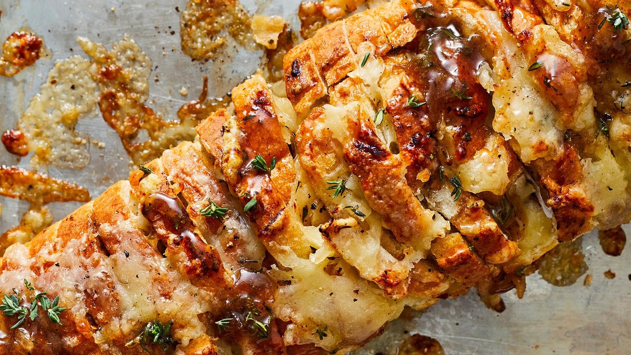 How to Make French Onion Pull Apart Bread