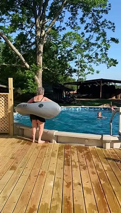 Nana Plunges into the Pool