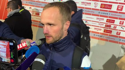 Les Marseillais félicitent Dario Benedetto