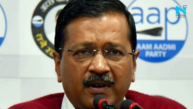 'Kitne me bike?' : Anurag Kashyap asks Kejriwal over sedition charges on Kanhaiya