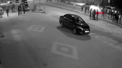 Konya taş, sopa, sandalye ve döner bıçaklı kavga kamerada