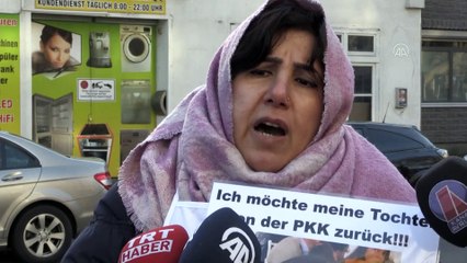 Almanya'da PKK tarafından kaçırılan genç kızın annesi eylem başlattı - BERLİN