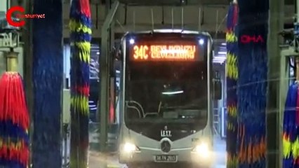 Metrobüs ve duraklarda 'koronavirüs" önlemi