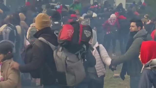 Turquía abre la frontera para que los refugiados sirios entren en Europa