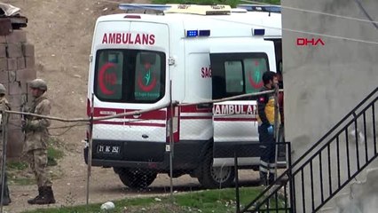 Diyarbakır'da taş, sopa ve silahlı arazi kavgası 8 yaralı