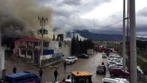 Manisa'da geri dönüşüm tesisinde yangın çıktı