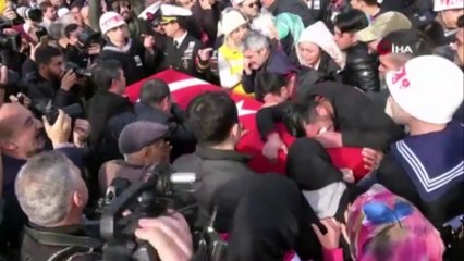 Mersin'de uzman çavuş İbrahim Tüzel son yolculuğuna uğurlandı