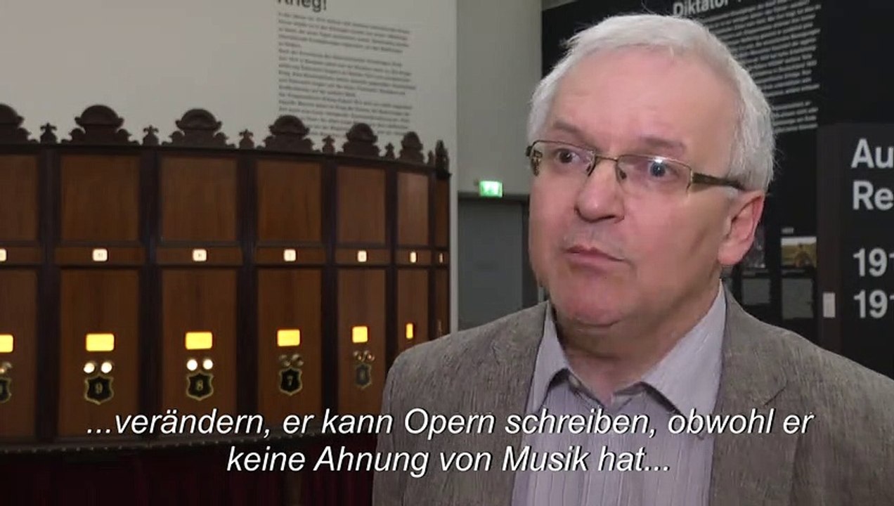 Ausstellung beleuchtet Hitlers Kindheit