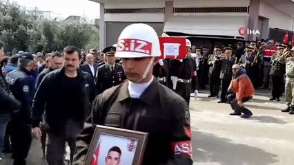 İdlib Şehidi Uzman Çavuş Batuhan Tank Son Yolculuğuna Uğurlanıyor