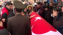 İdlib şehidi Uzman Onbaşı Ahmet Alpaslan son yolculuğuna uğurlandı - İZMİR