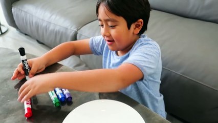 Easy DIY Science Experiment Drawing Float with Magic Marker Trick!!!!