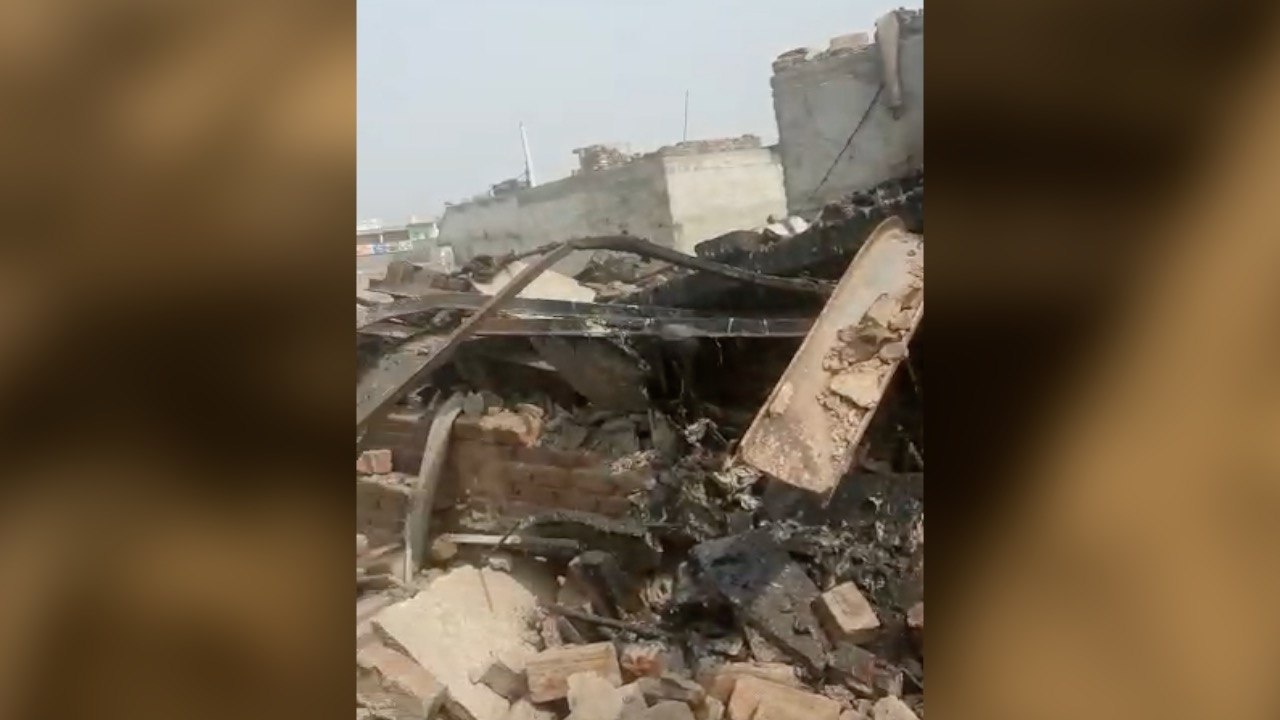 BSF offers aid to trooper's family whose house was burnt 