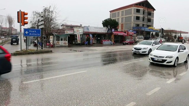 Kar ve tipi ulaşımı olumsuz etkiliyor - MANİSA