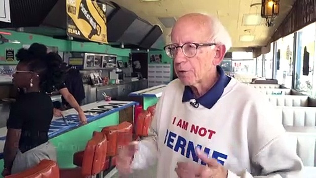 Sanders-doppelgänger hofft auf treffen mit "bernie"