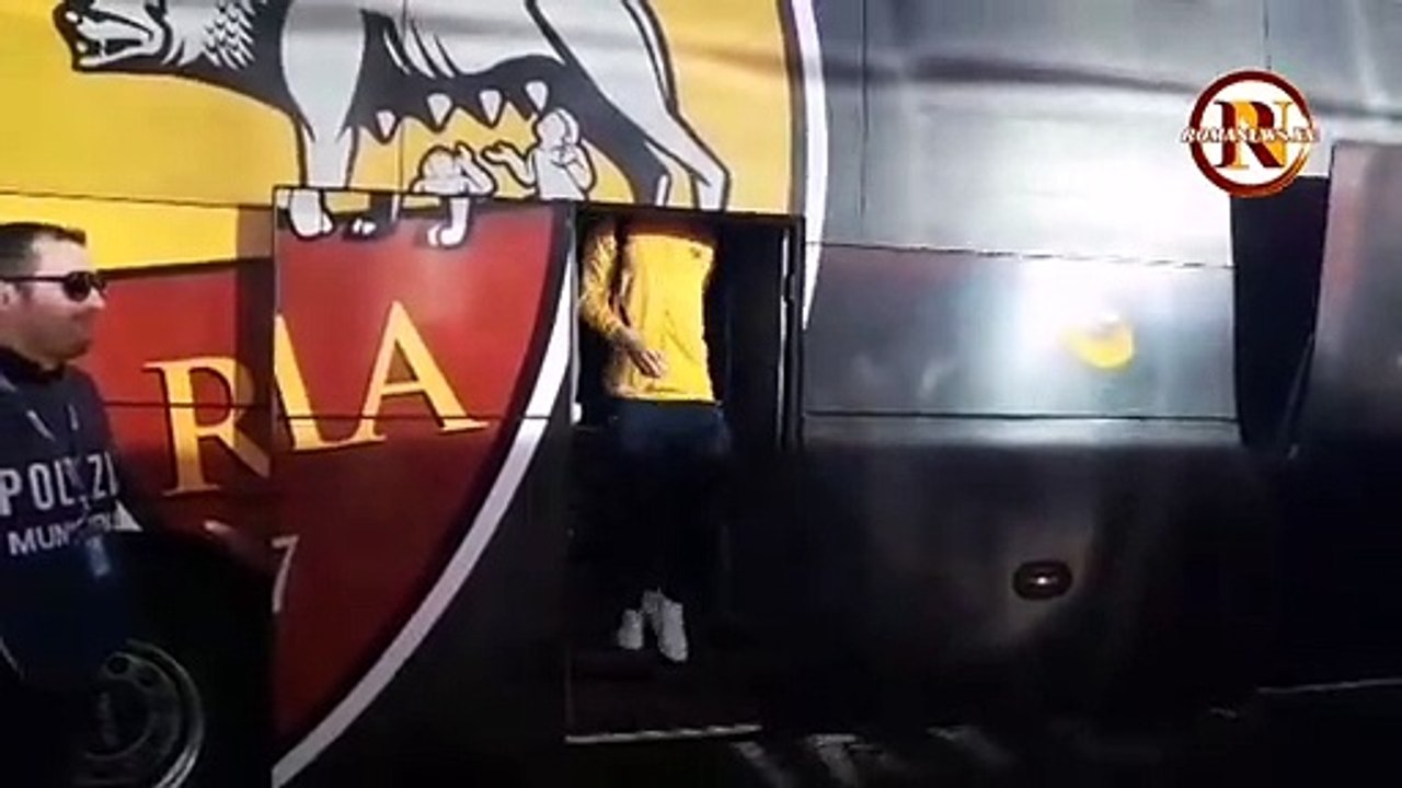 Fiumicino, la Roma in partenza per Cagliari